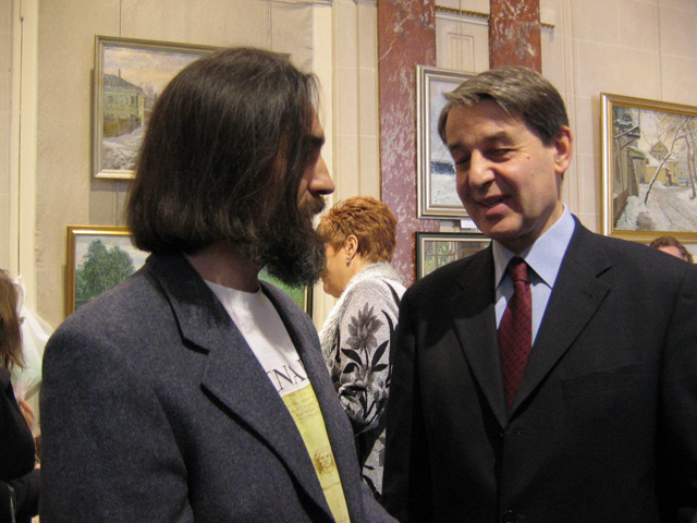 artist Victor Loukianov and  Ambassador of Russia in Paris Alexander Avdeev. RCC, Paris, 2005